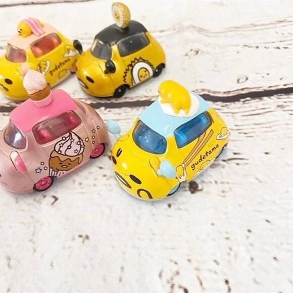 GUDETAMA Limited Edition Metal Diecast Cars - Picture 5 of 12